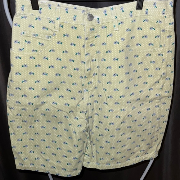 honors Pants - Jean shorts floral print honors size 12 never worn